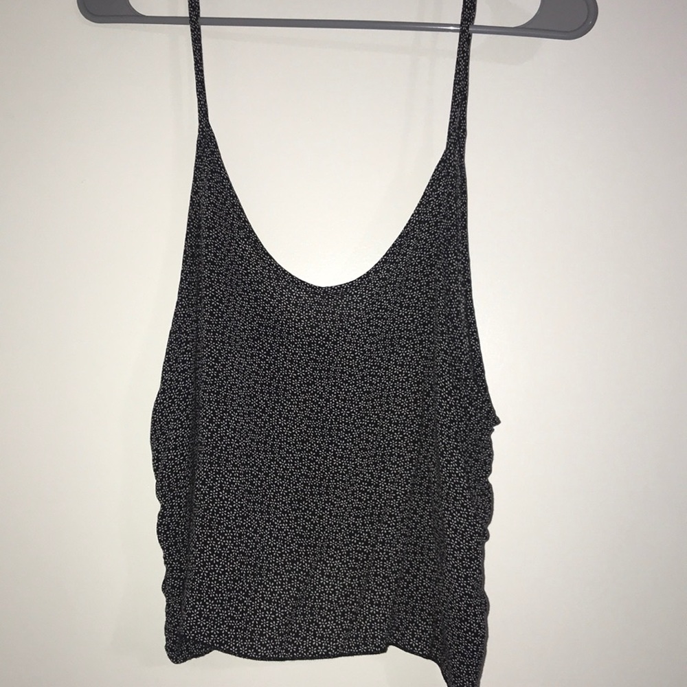 Brandy Melville flower tank top